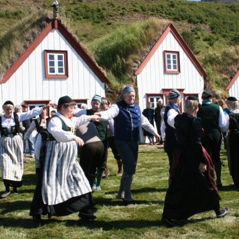Þjóðdansar í Laufási - Folk dances