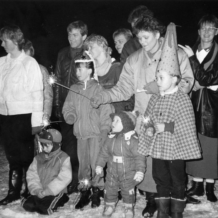 dagurthrettandagledi-19l