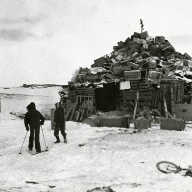 dagurthrettandagledi-2l