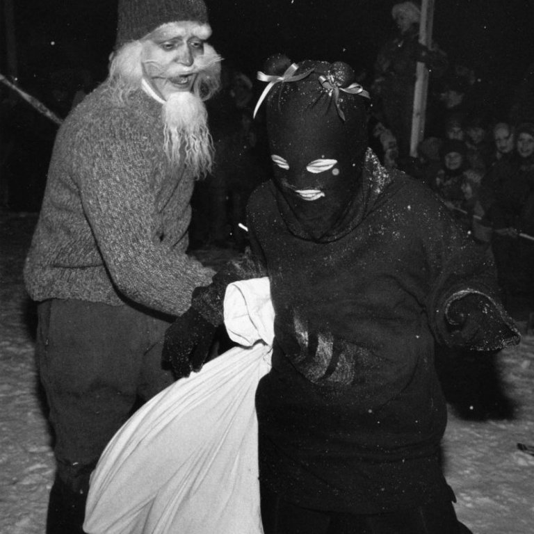 dagurthrettandagledi-31l