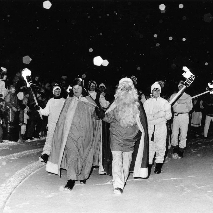 dagurthrettandagledi-5l