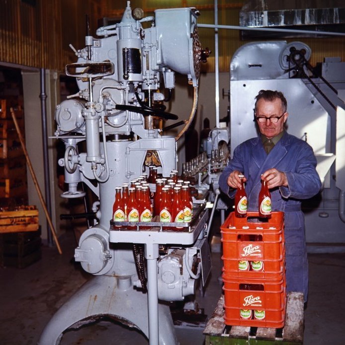 59. Appelsín framleitt í Efnagerðinni Flóru, sem var í Kaupangsgili, nú Listagil. Ljósmynd Gunnlaugur P. Kristinsson.