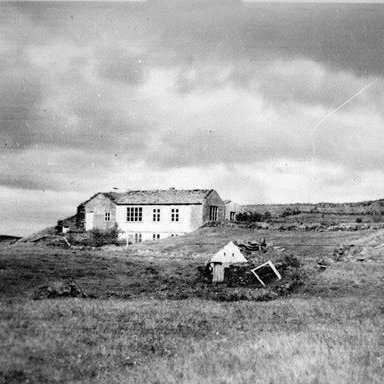 Tillaga:Höfði við Mývatn, bær Bárðar Sigurðssonar ljósmyndara.