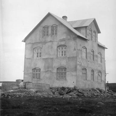 Tillaga: Steinninn á Norðfirði.