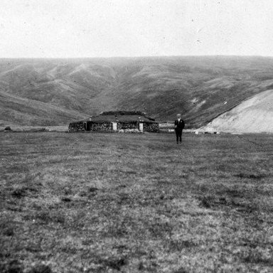 Tillaga, Gangnamannahúsið Grána, norður af Laugafelli.