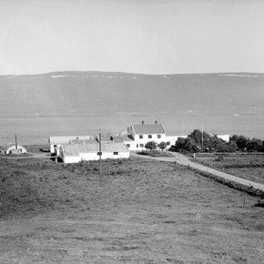 Skjaldarvík, í Eyjafirði.