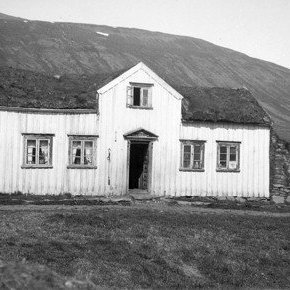 Gamli bærinn á Tjörn í Svarfaðardal.