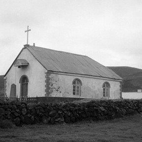 Gamla kirkjan í Reykjahlíð, myndin er tekin fyrir 1957.