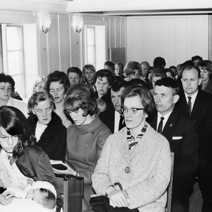 Miðgarðakirkja.
Úr Grímseyjarsafni Helga Daníelssonar og Friðþjófs Helgasonar.