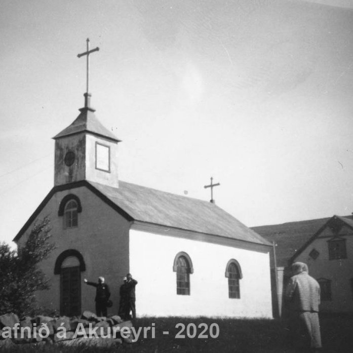 100. Lundabrekka í Bárðardal.
Þekkir þú… staðinn, fólkið, tilefnið eða tímann?  Sendu okkur póst minjasafnid@minjasafnid.is