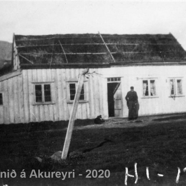 Þekkir þú… staðinn, fólkið, tilefnið eða tímann?  Sendu okkur póst minjasafnid@minjasafnid.is