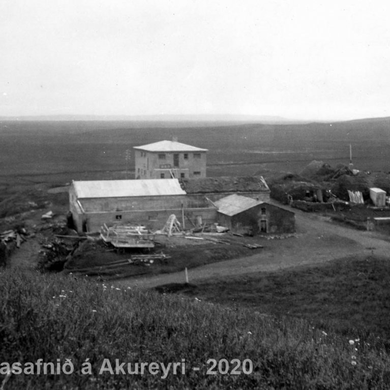 31. Reynisstaður Skagafirði.
Þekkir þú… staðinn, fólkið, tilefnið eða tímann?  Sendu okkur póst minjasafnid@minjasafnid.is