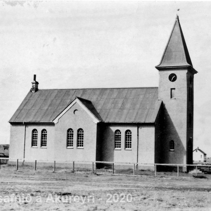 39. Keflavíkurkirkja.
Þekkir þú… staðinn, fólkið, tilefnið eða tímann?  Sendu okkur póst minjasafnid@minjasafnid.is