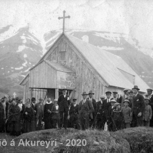 97. Tilgáta: Illugastaðir.
Þekkir þú… staðinn, fólkið, tilefnið eða tímann?  Sendu okkur póst minjasafnid@minjasafnid.is