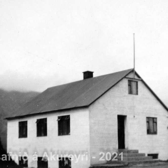 75. Þekkir þú… staðinn, fólkið, tilefnið eða árið? Sendu okkur póst minjasafnid@minjasafnid.is