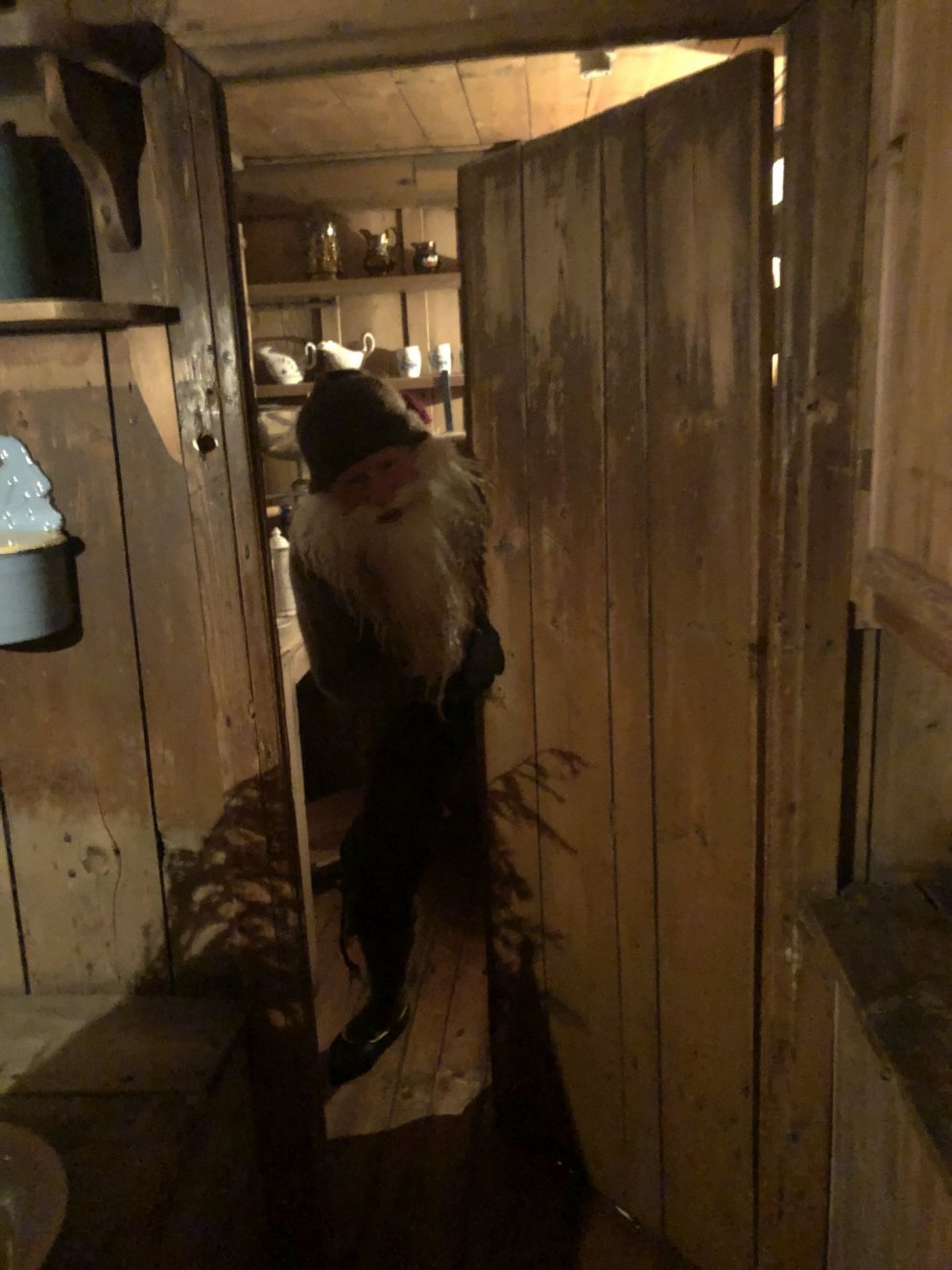 Hurðaskellir fann sér hurð í Nonnahúsi.