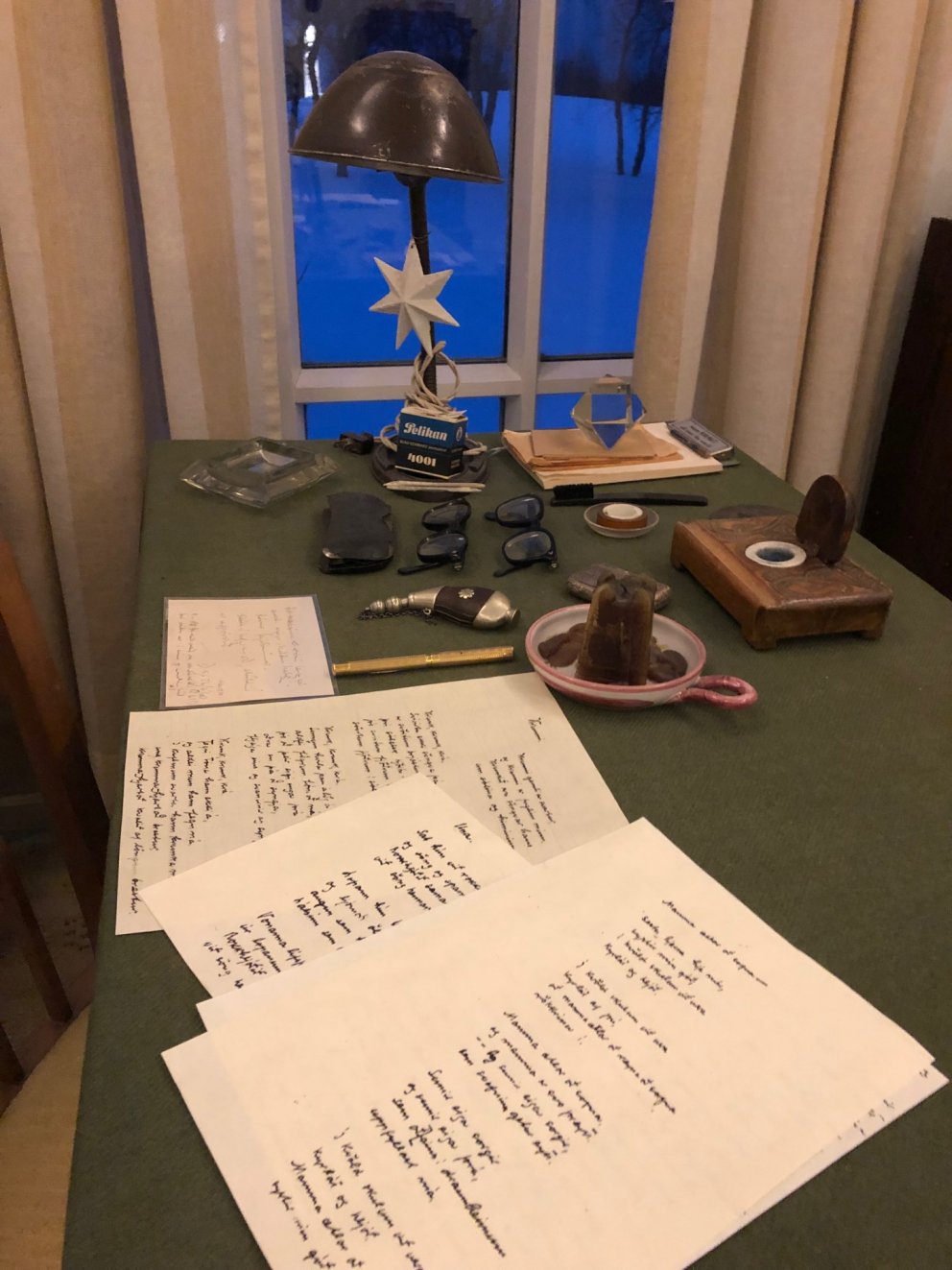 Vinnustofa Davíðs á heimili hans er um margt sérstök.