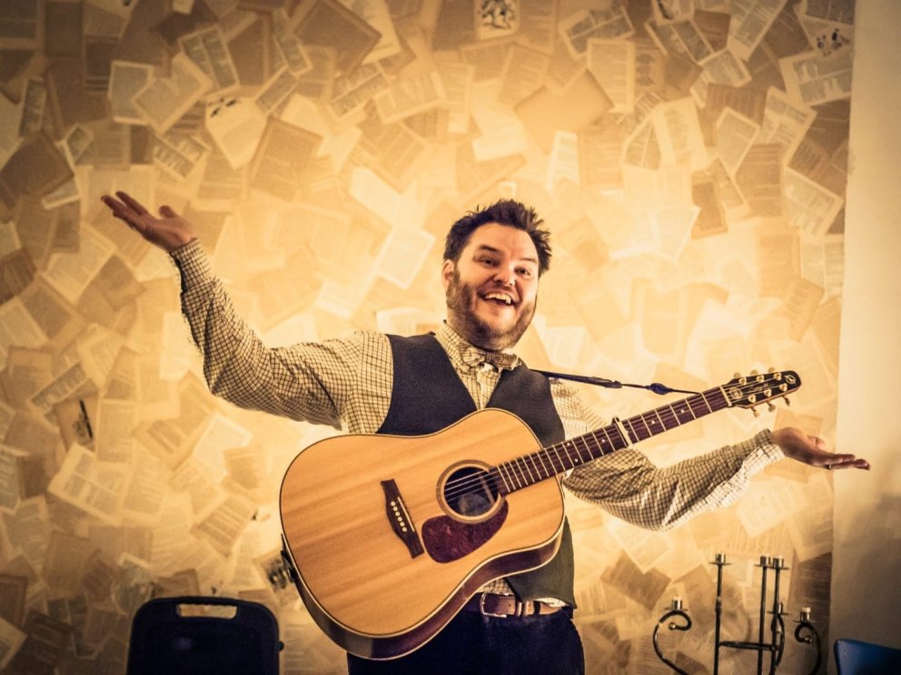 Jólasöngstund með Svavari Knúti og Flautukór Tónó