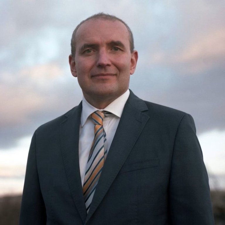 dr. Guðni Th. Jóhannesson, sagnfræðingur og fyrrverandi forseti Íslands.