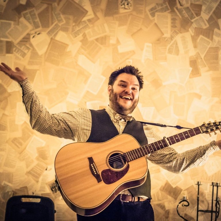 Jólasöngstund með Svavari Knúti og Flautukór Tónó